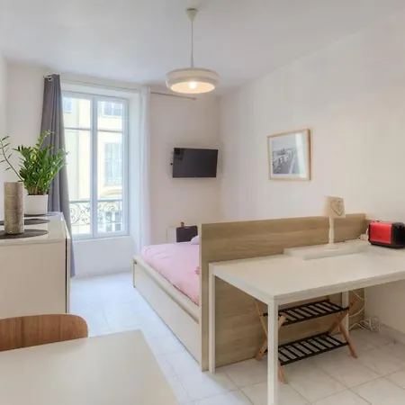 Apartment Marechal Jean Medecin Hyper Centre *